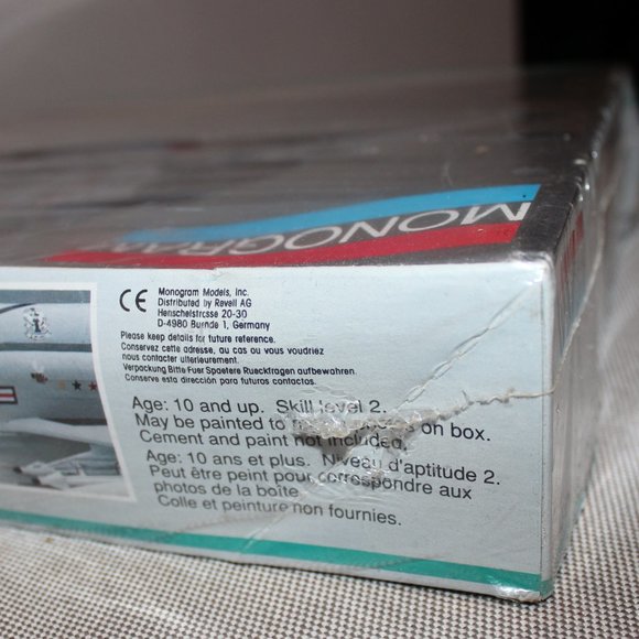 3/$118✈️sealed 1991 Monogram 1:48 F-4K PHANTOM II MiG ACE plastic model kit 5813 - Picture 2 of 7